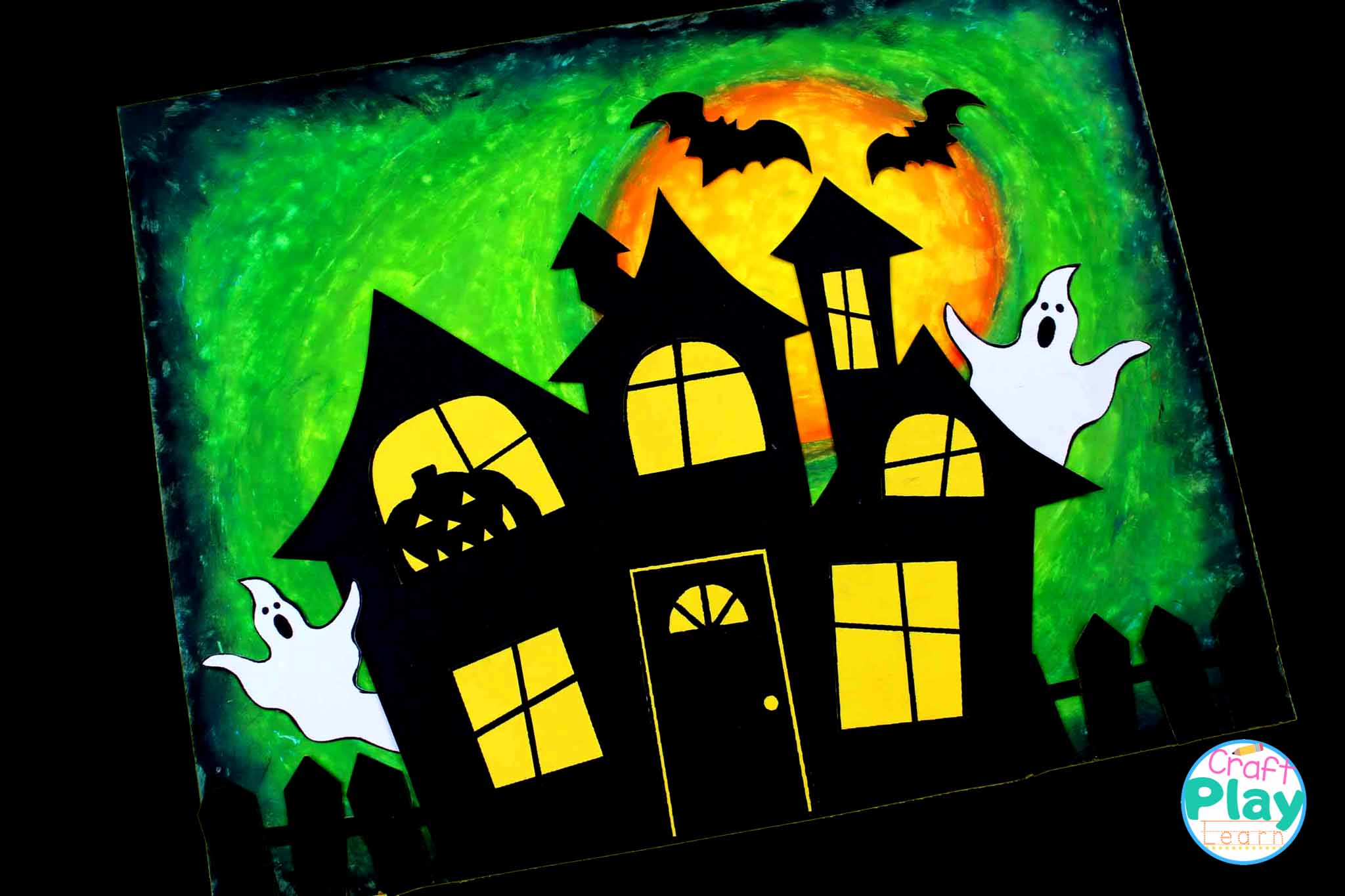 Easy Haunted House Craft: Green House - Craft Play Learn