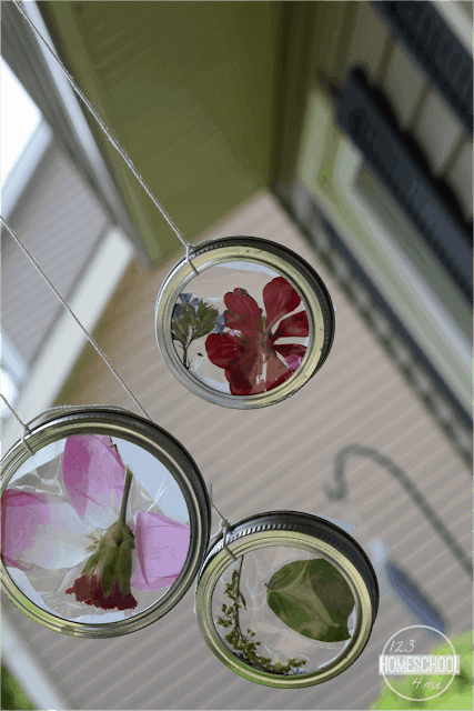 mason jar lid suncatchers