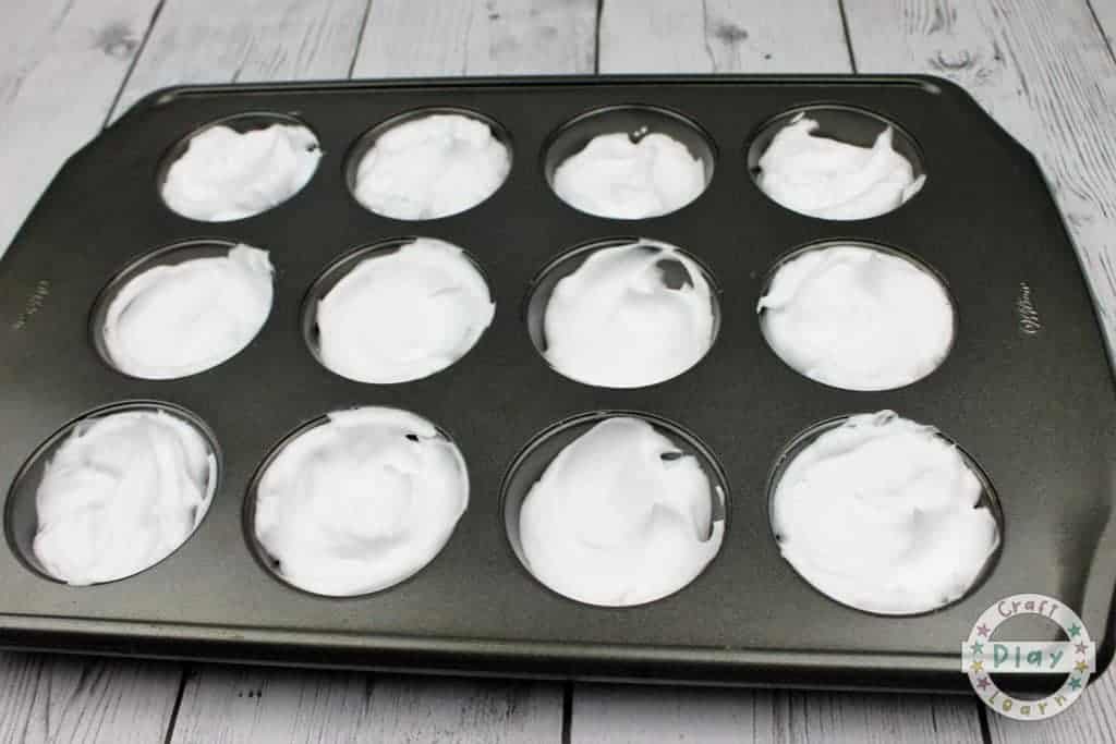 add shaving foam to the baking tin